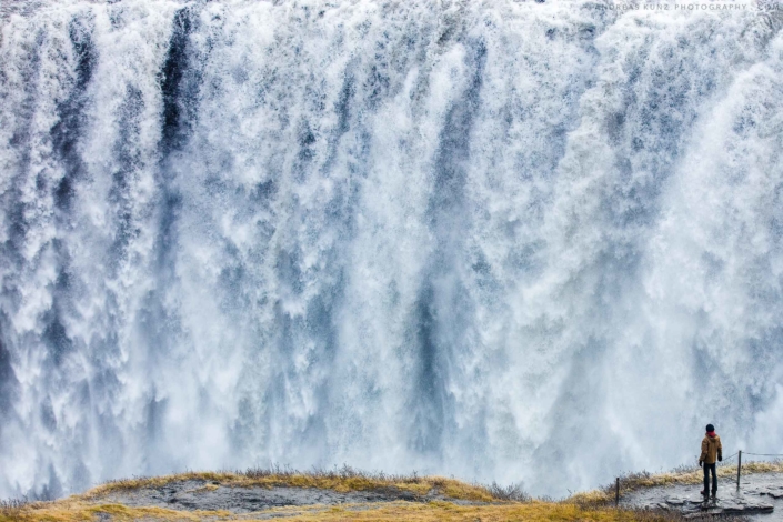 Iceland-dettifoss-with-man-2560-Andreas-Kunz-Photography